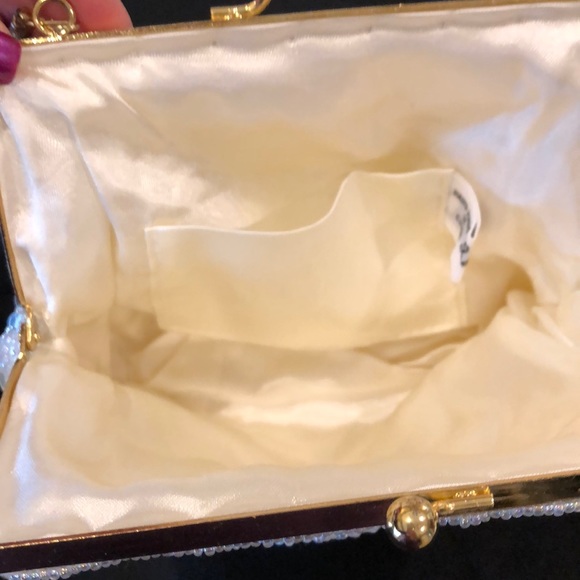 Handbag - Picture 5 of 6